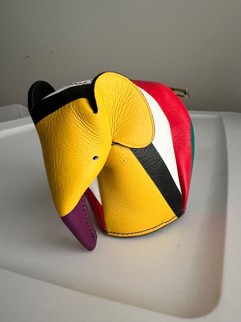 RARE Loewe Elephant Coin Purse Keychain- Multicolor Calfskin Leather - Picture 3 of 8